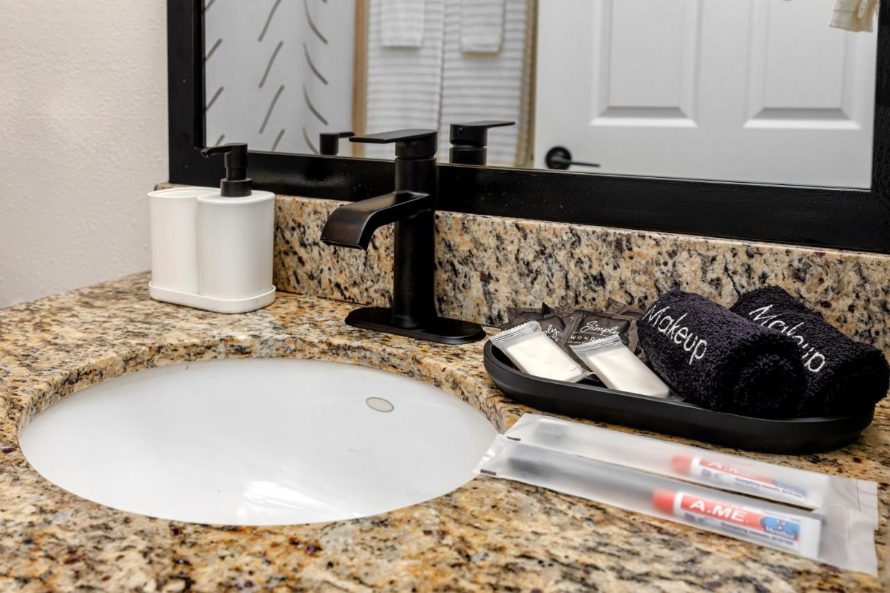 Elegant Waterfront Place For Two/Boca Ciega Resort St. Petersburg Luaran gambar